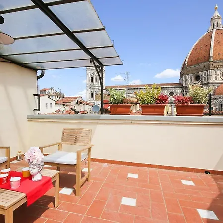 - Florentine Skyline Apartment Florence