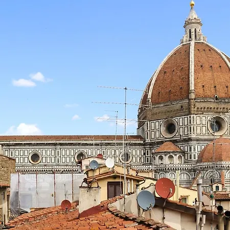 - Florentine Skyline Apartment